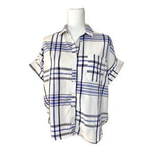 BP. Women’s Blue/White Short Sleeve Button-Down Oversized Shirt Top, Size Medium